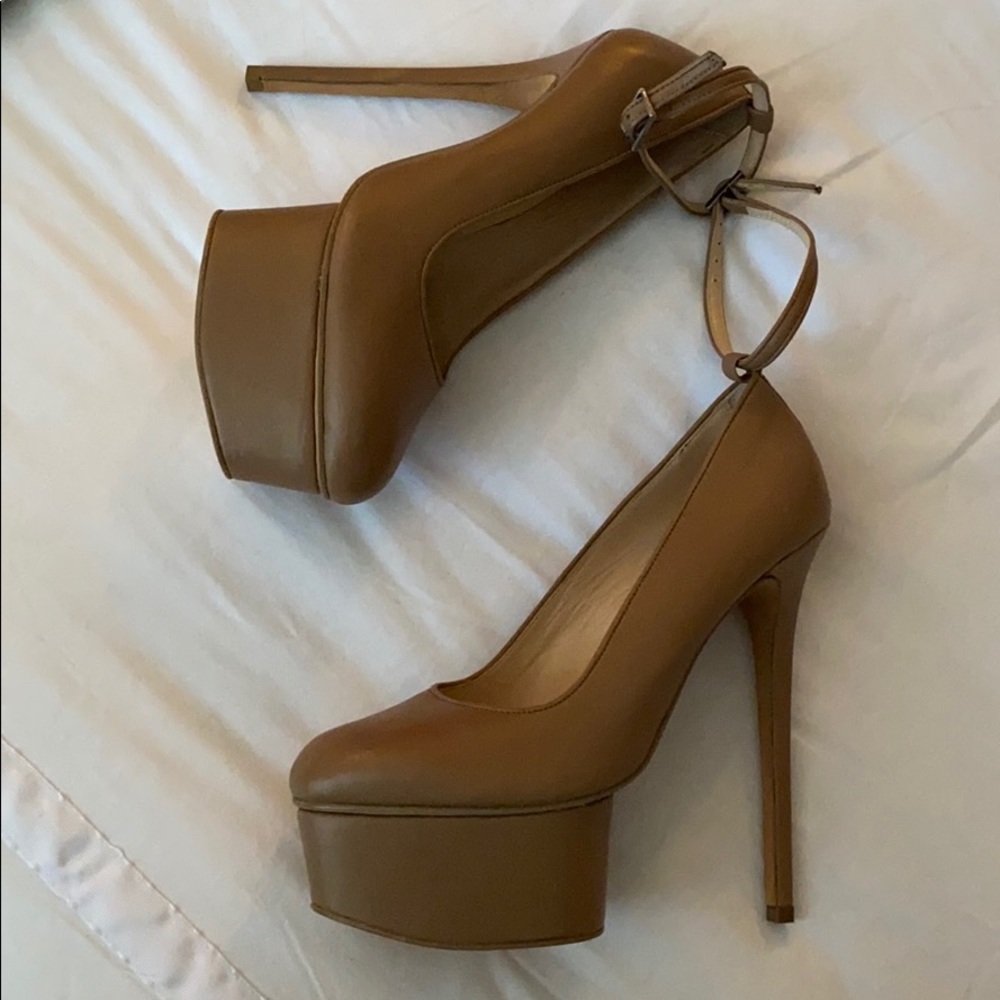 Olcay Gulson platform ankle strap platform pumps